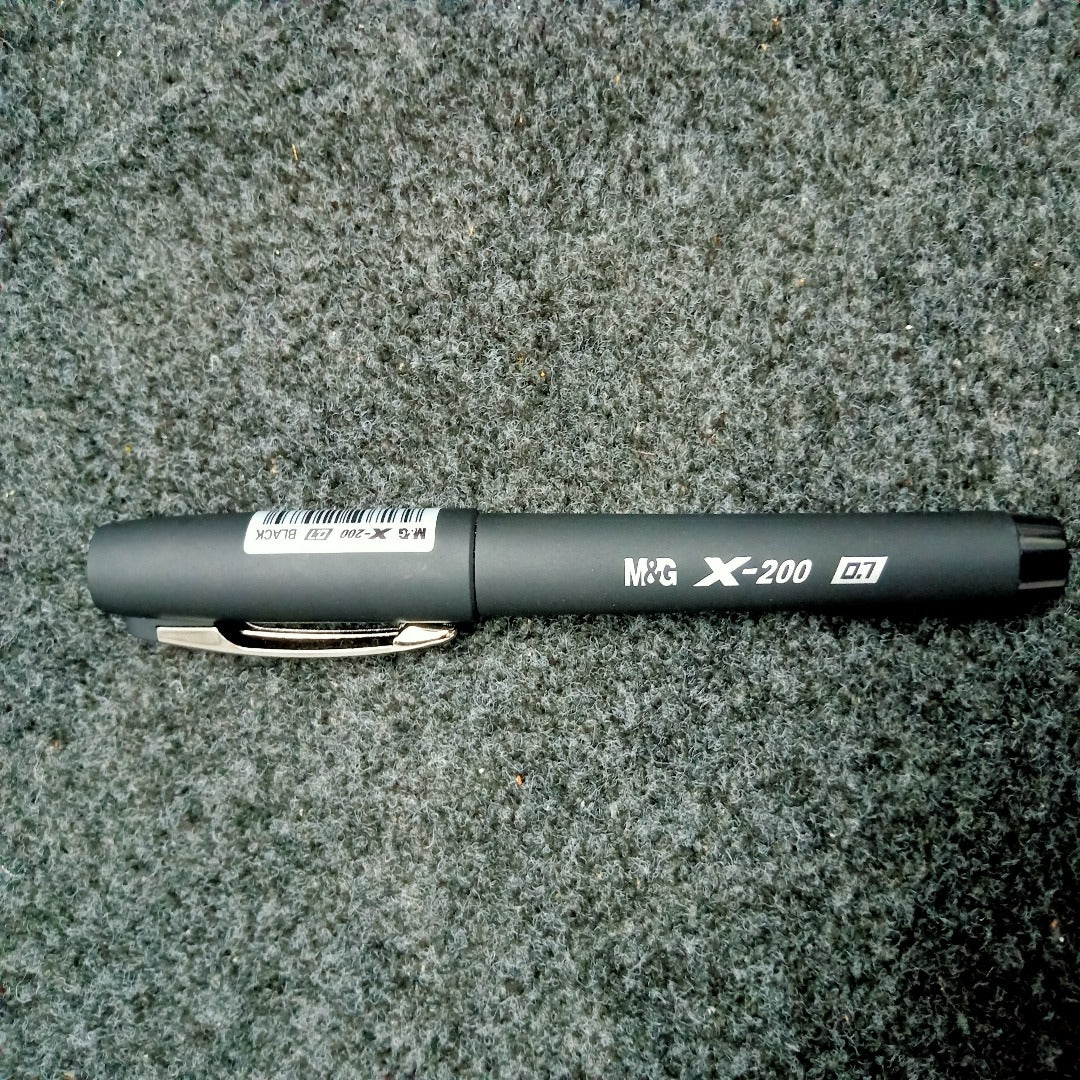 The Black Silver Max Pen